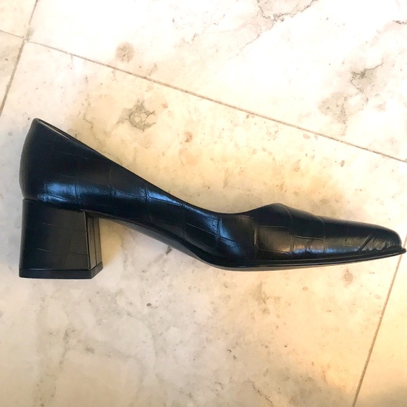 Vintage Mid-1990s Joan & David Black Heels Size 6. - Picture 6 of 10